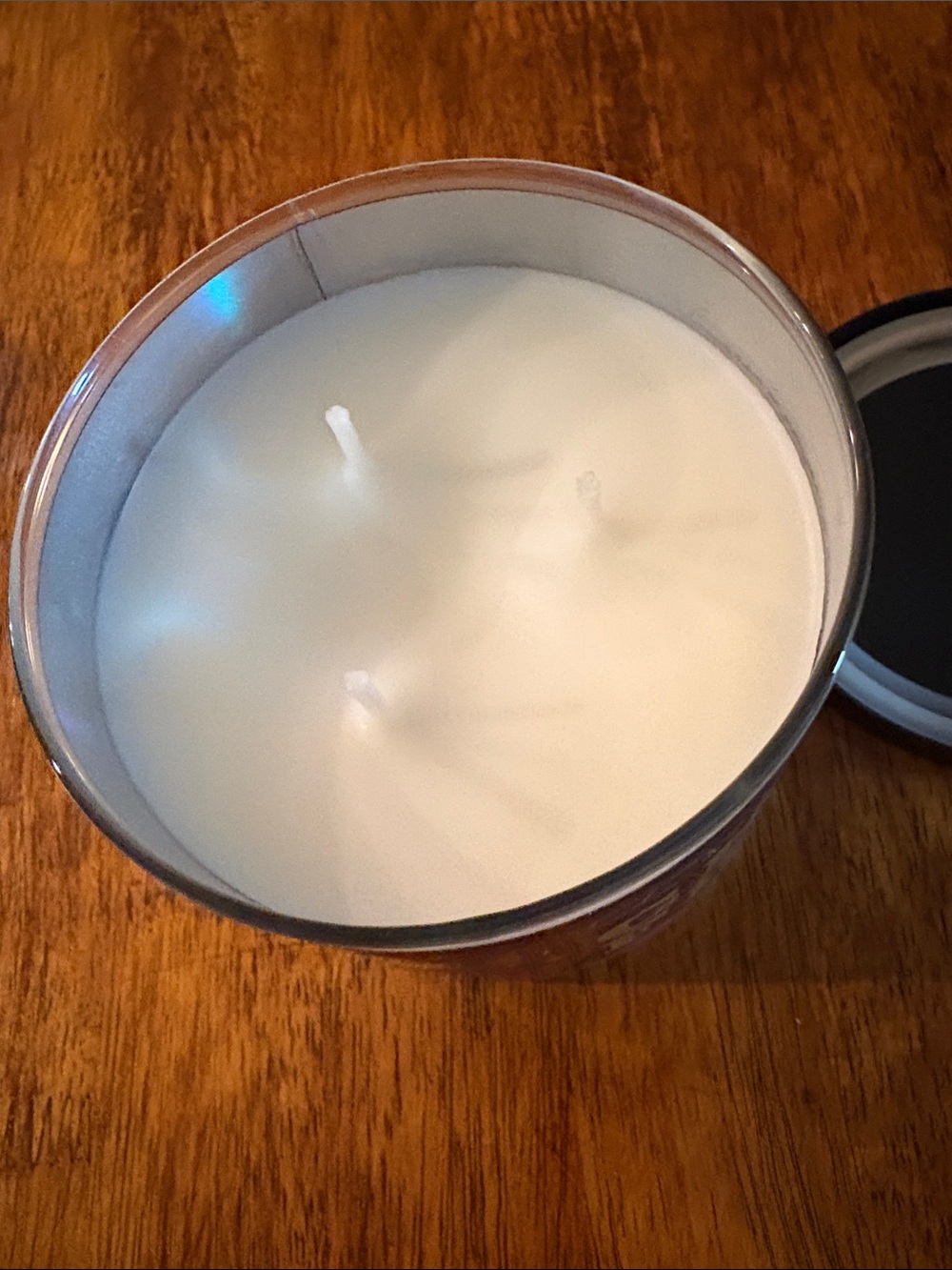 Nwt Ghoul Friend 3 Wick Candle from bath & body - Picture 2 of 3